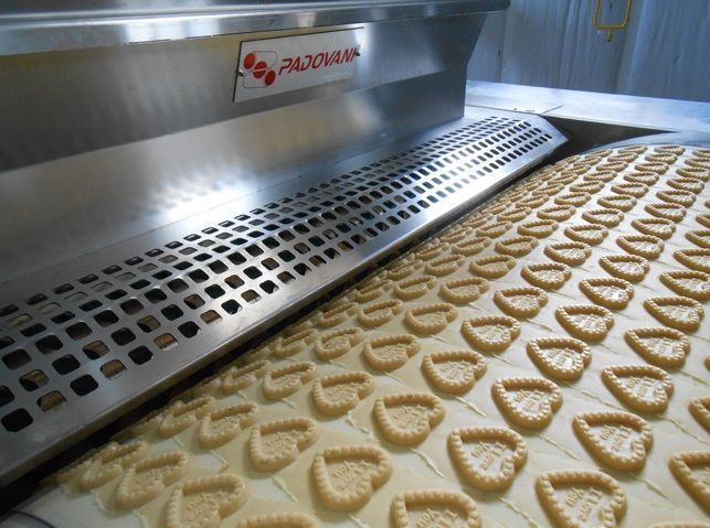 Промышленные ротационно-формовочная машина