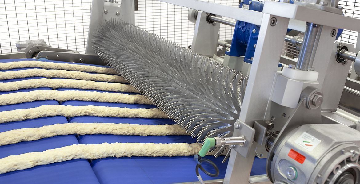 УНИВЕРСАЛЬНАЯ МАШИНА ДЛЯ ГРИССИНИ